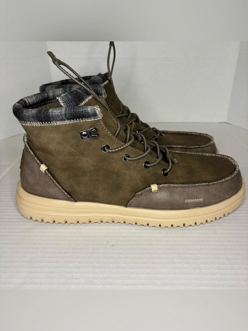 Hey Dude Bradley Classic Walnut Brown Plaid Lined Chukka Boots Mens 13 42067-267
